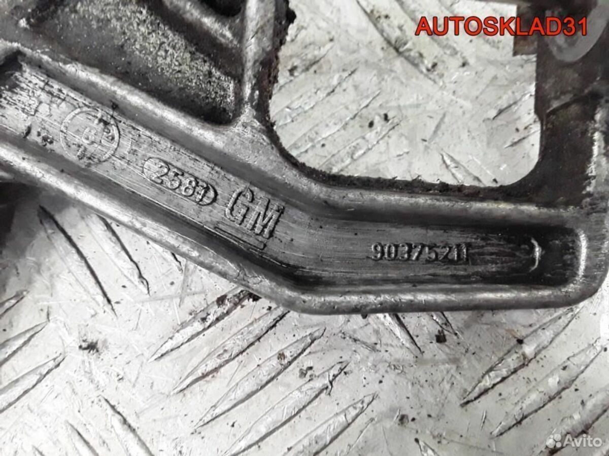 Кронштейн крепления КПП Opel Vectra B 90375211 - АвтоСклад31.рф - авторазборка контрактные б/у запчасти в г. Белгород