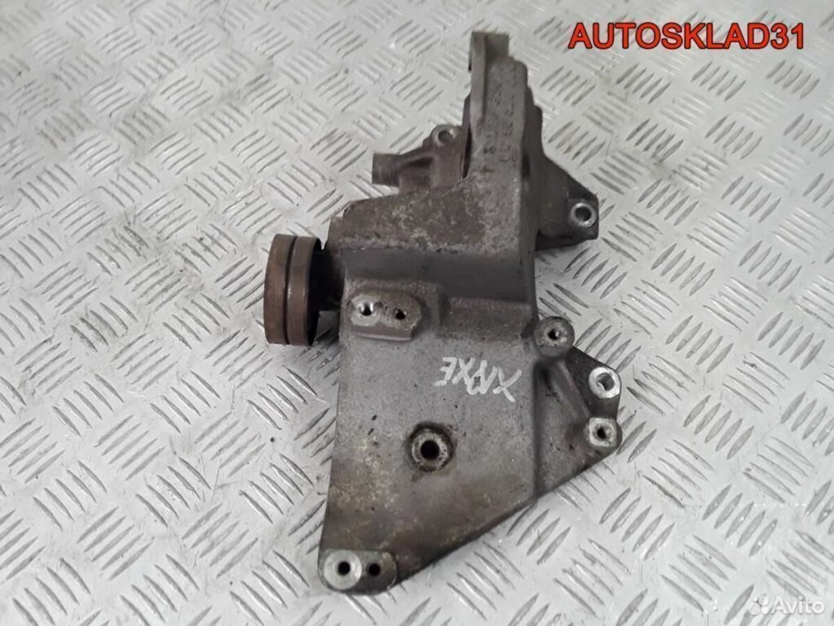Кронштейн кондиционера Opel Vectra B 90528680 - АвтоСклад31.рф - авторазборка контрактные б/у запчасти в г. Белгород