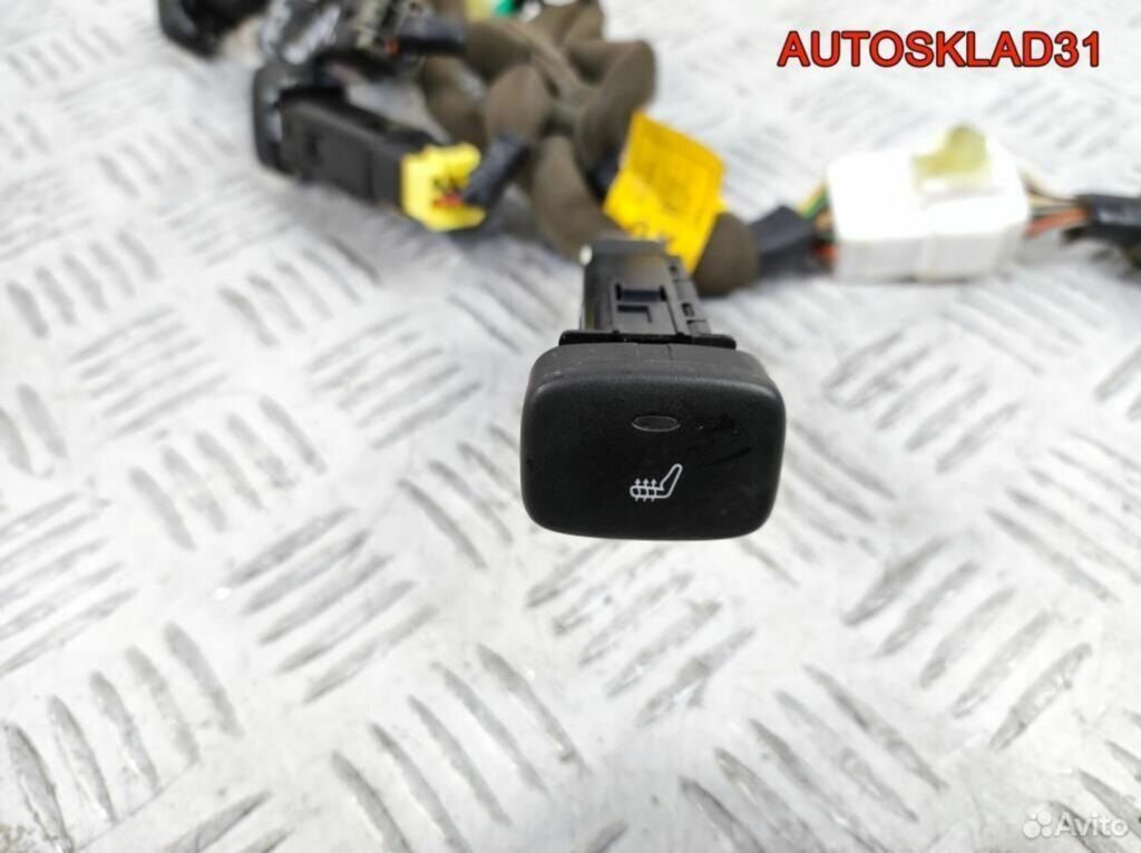 Кнопка Chevrolet Evanda 96284751 - АвтоСклад31.рф - авторазборка контрактные б/у запчасти в г. Белгород Кнопка Chevrolet Evanda 96284751 - АвтоСклад31.рф - авторазборка контрактные б/у запчасти в г. Белгород