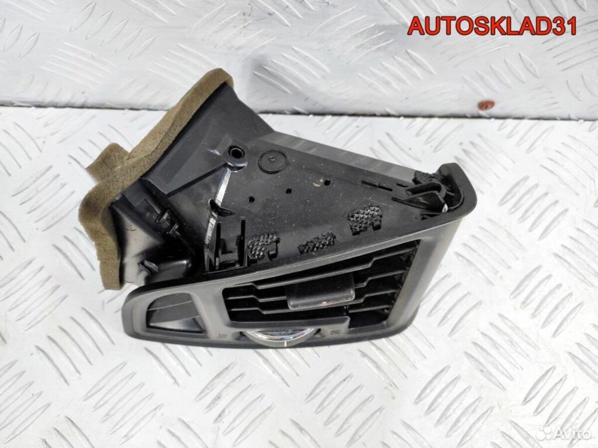 Дефлектор воздушный Ford C-MAX AM51R018B09BHW - АвтоСклад31.рф - авторазборка контрактные б/у запчасти в г. Белгород