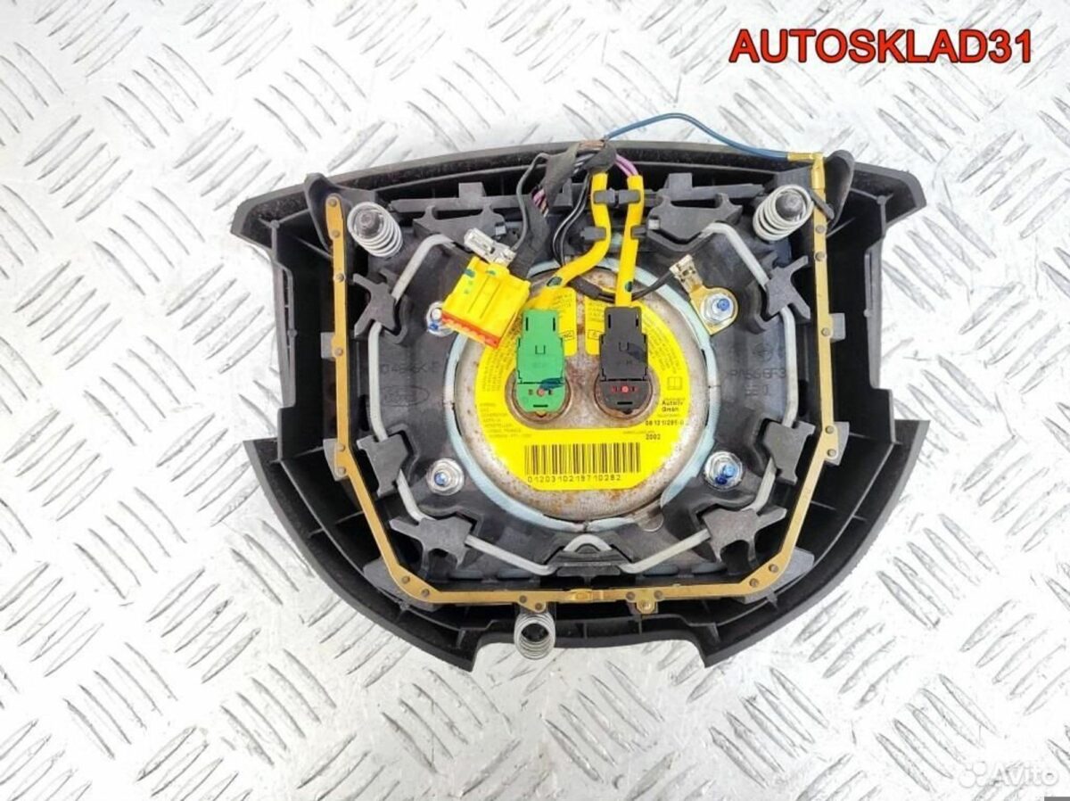 Подушка безопасности в руль Ford Fiesta 1379560 - АвтоСклад31.рф - авторазборка контрактные б/у запчасти в г. Белгород