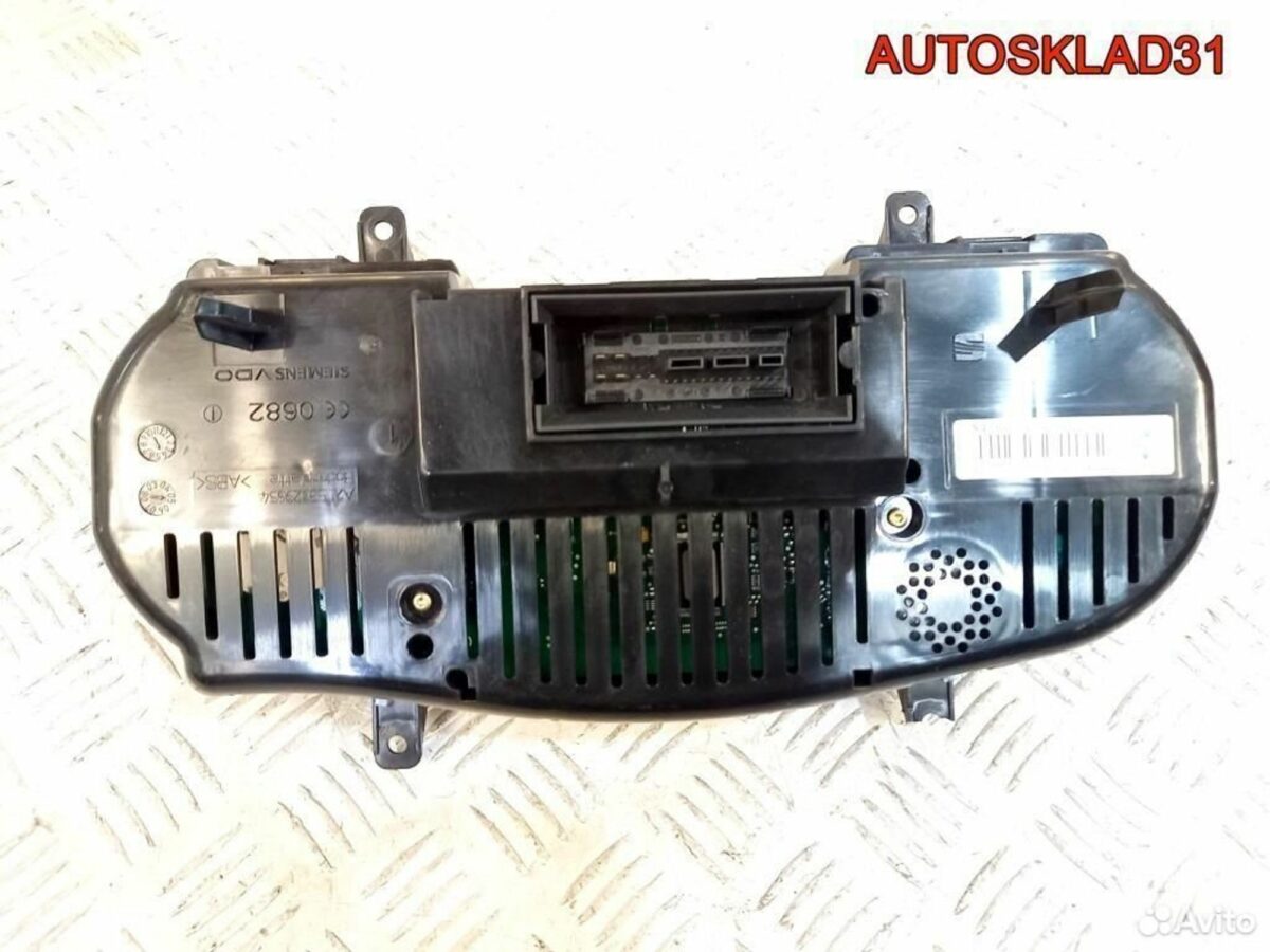 Панель приборов Seat Altea 1.6 BSE 5P0920804A - АвтоСклад31.рф - авторазборка контрактные б/у запчасти в г. Белгород
