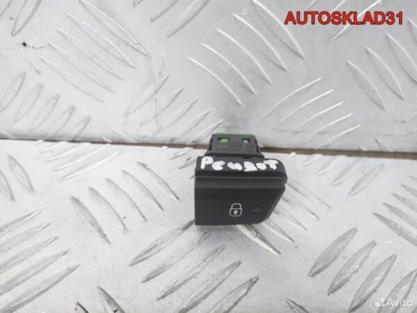 Ремень безопасности передний левый Audi A8 D3 - АвтоСклад31.рф - авторазборка контрактные б/у запчасти в г. Белгород