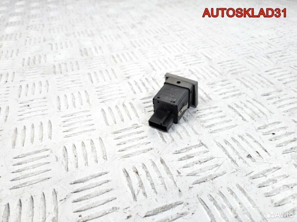 Кнопка обогрева сидений Opel Vectra C 13138252 - АвтоСклад31.рф - авторазборка контрактные б/у запчасти в г. Белгород