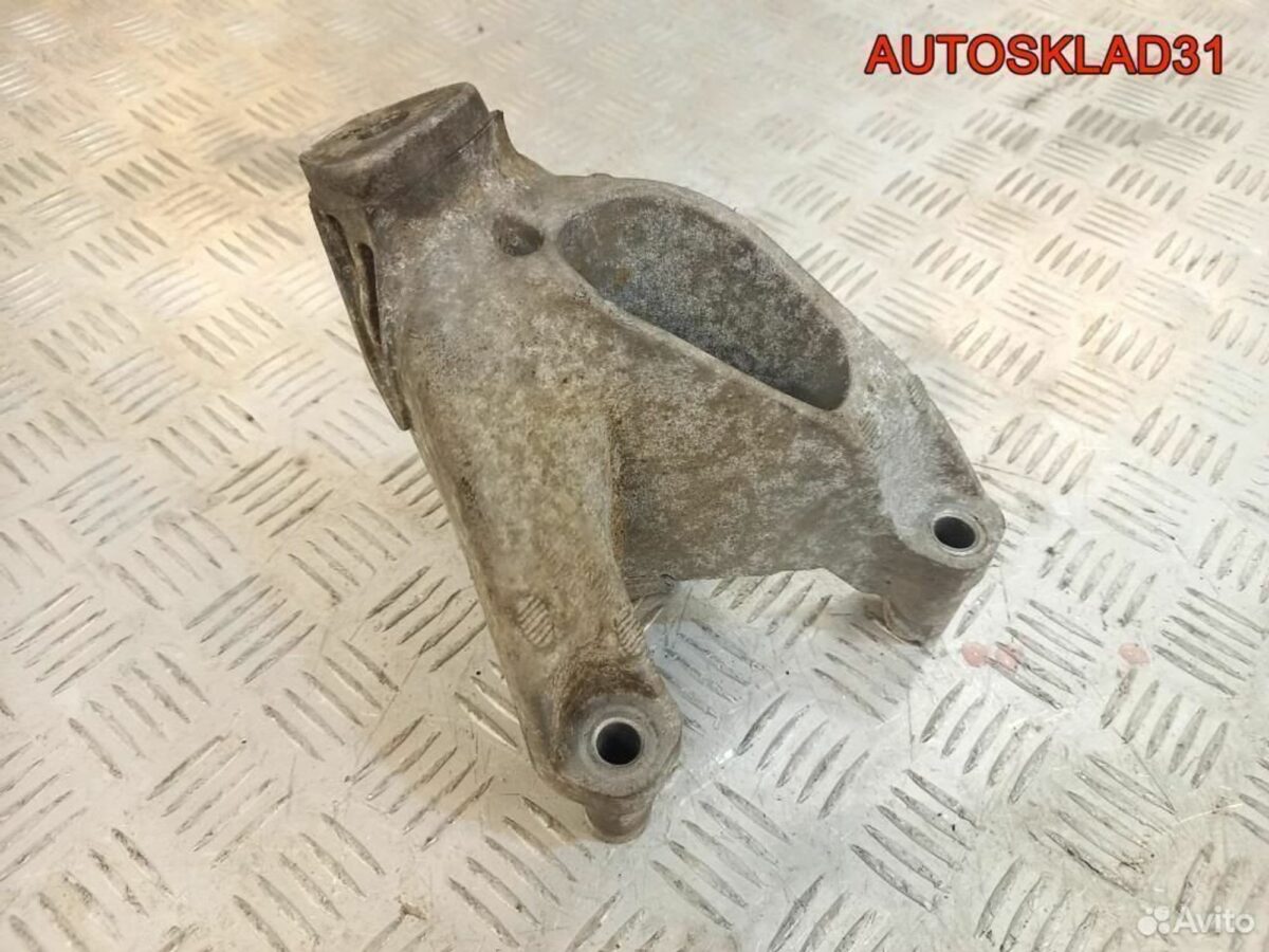 Кронштейн двигателя левый Audi Q5 8R 8K0199307AL - АвтоСклад31.рф - авторазборка контрактные б/у запчасти в г. Белгород