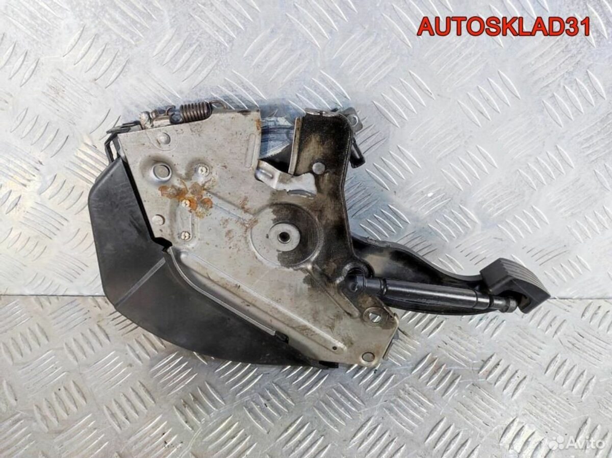 Рычаг стояночного тормоза VW Touareg 7L0721797N - АвтоСклад31.рф - авторазборка контрактные б/у запчасти в г. Белгород