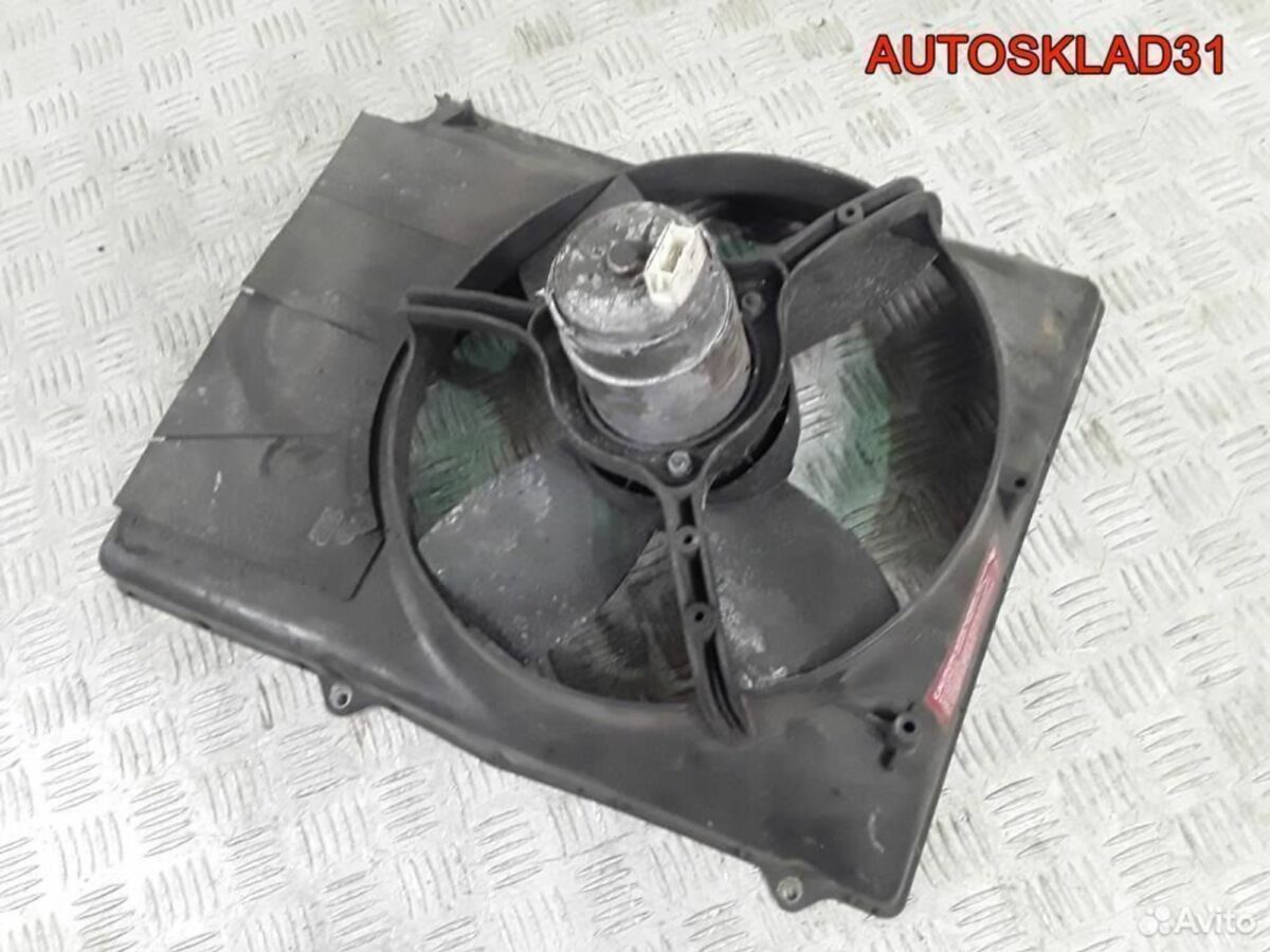 Диффузор с вентилятором Audi 80 B4 893121207A - АвтоСклад31.рф - авторазборка контрактные б/у запчасти в г. Белгород
