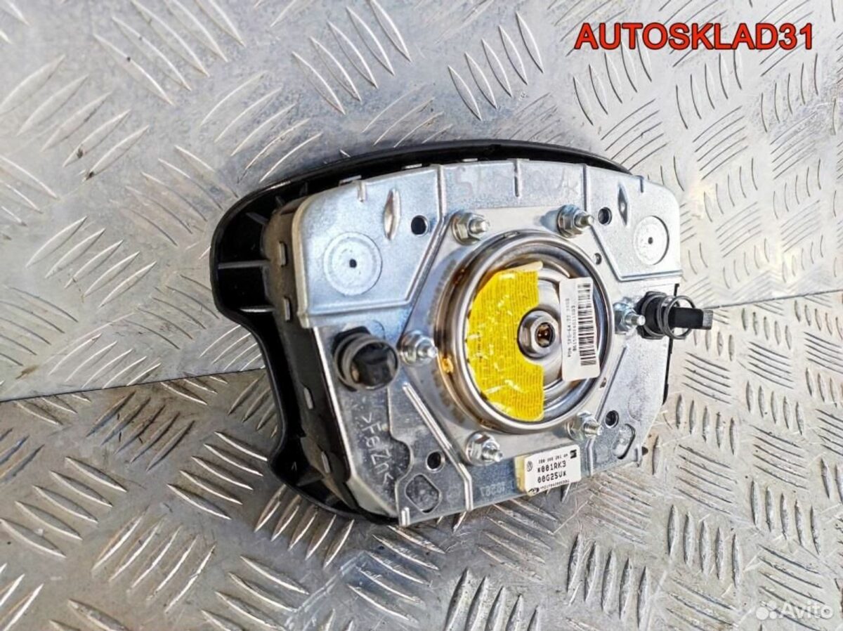 Подушка безопасности водителя VW Sharan 3B0880201A - АвтоСклад31.рф - авторазборка контрактные б/у запчасти в г. Белгород