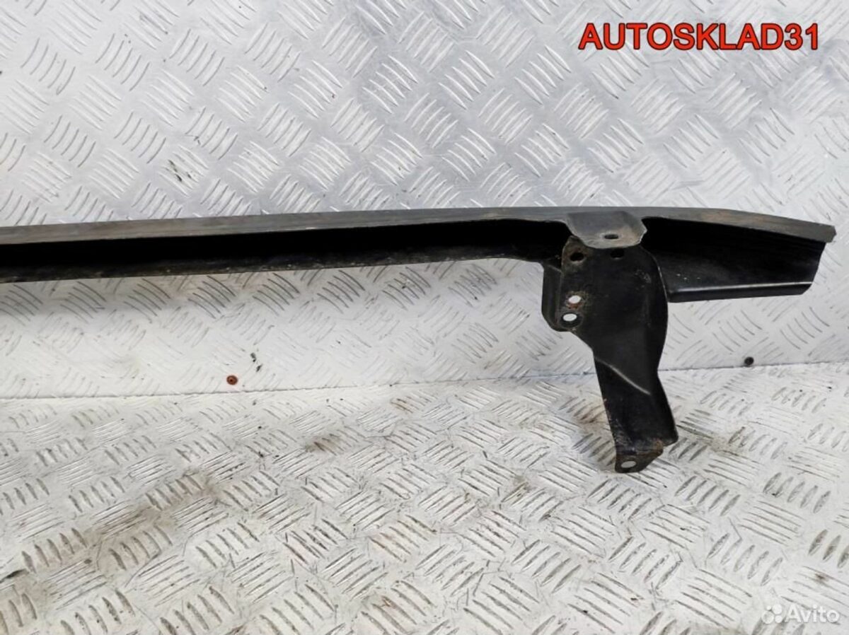 Кронштейн переднего бампера VW Golf 5 1K0807093A - АвтоСклад31.рф - авторазборка контрактные б/у запчасти в г. Белгород
