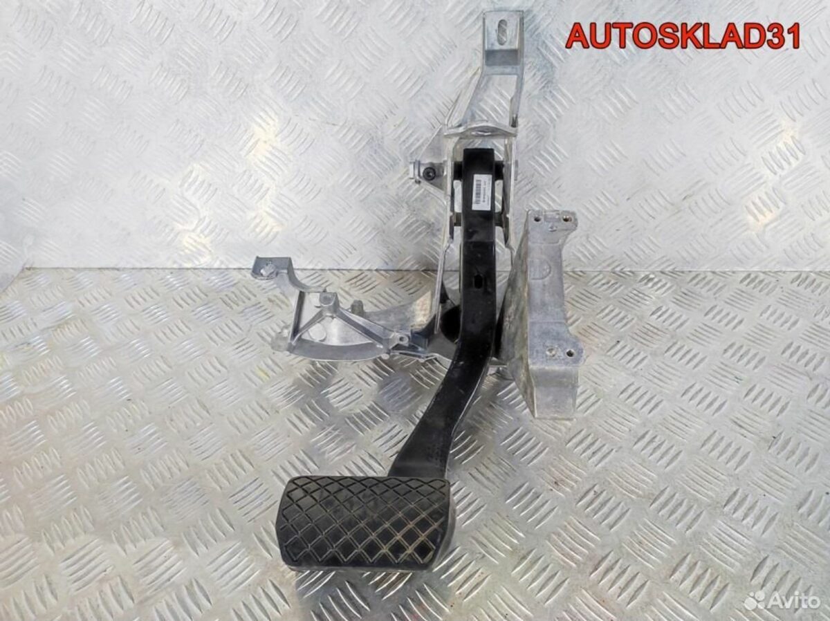 Педаль тормоза АКПП Audi A6 C6 4F1723140 - АвтоСклад31.рф - авторазборка контрактные б/у запчасти в г. Белгород