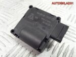 Моторчик заслонки отопителя VW Touareg 4F0820511B - АвтоСклад31.рф - авторазборка контрактные б/у запчасти в г. Белгород