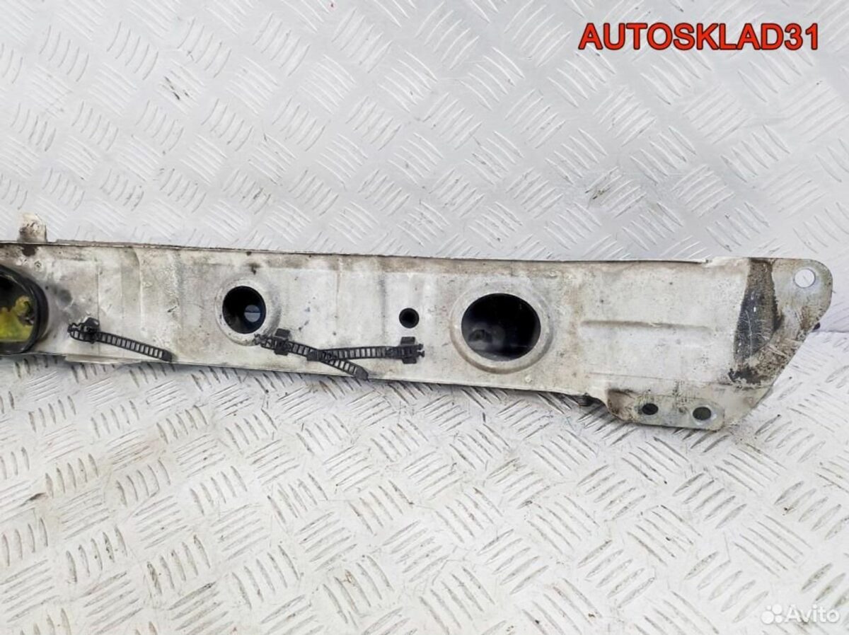 Балка подрадиаторная Audi 80 4B 8A0805577 - АвтоСклад31.рф - авторазборка контрактные б/у запчасти в г. Белгород