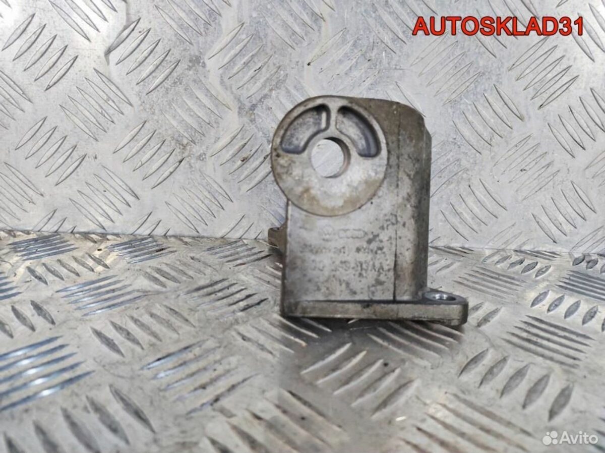 Кронштейн АКПП левый VW Passat B5 8D0399113AA - АвтоСклад31.рф - авторазборка контрактные б/у запчасти в г. Белгород
