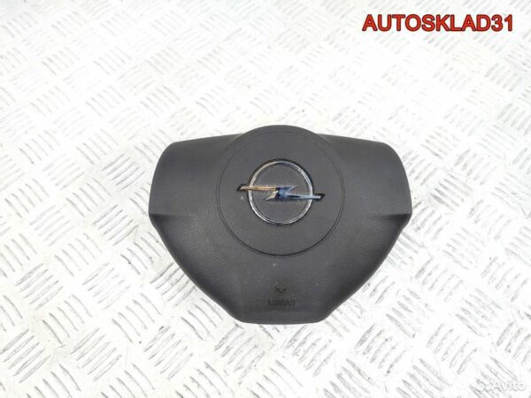 Ручка двери передней наружная левая VW Passat B5+ - АвтоСклад31.рф - авторазборка контрактные б/у запчасти в г. Белгород