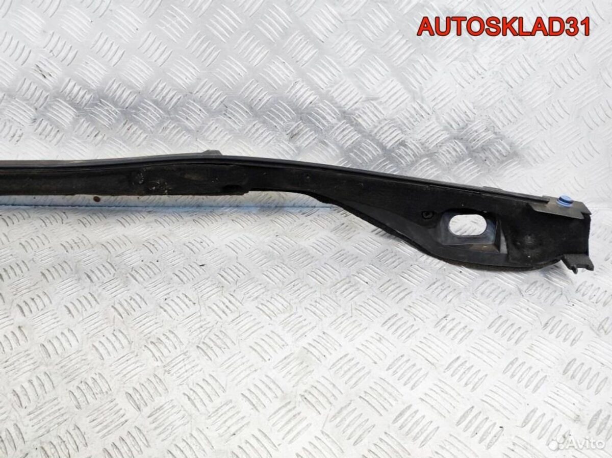 Решетка стеклоочистителя Peugeot 208 9676158680 - АвтоСклад31.рф - авторазборка контрактные б/у запчасти в г. Белгород