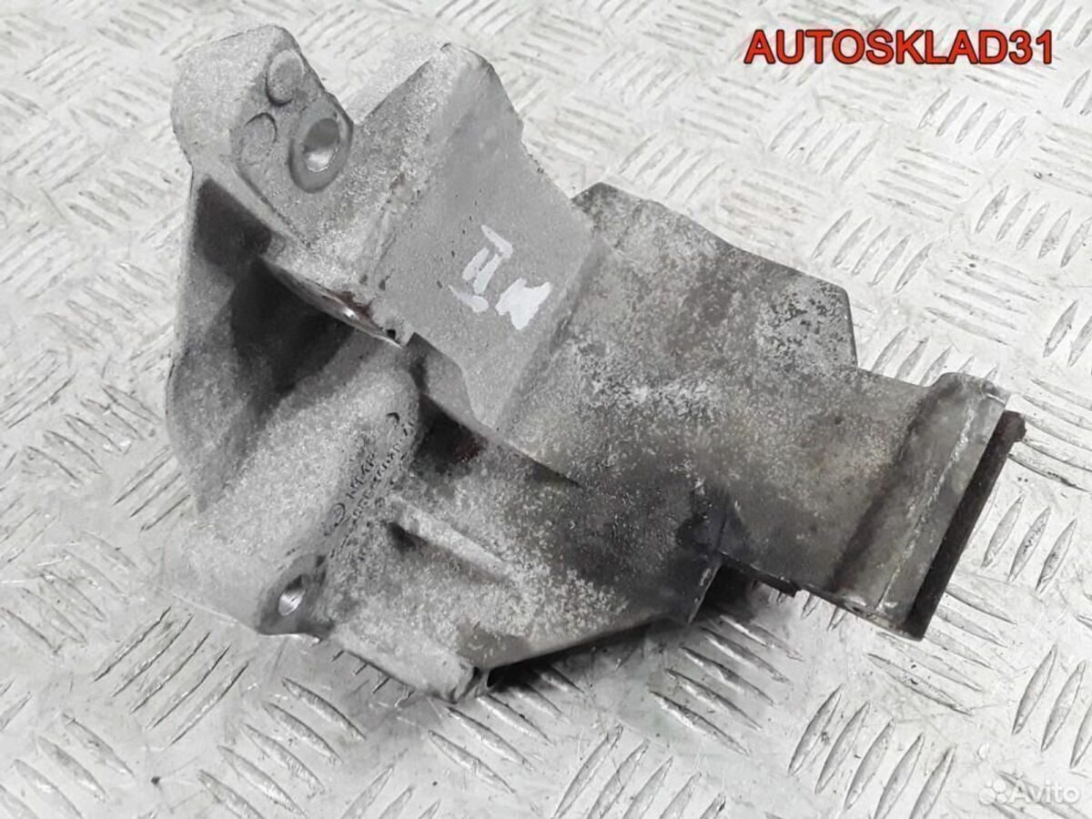 Кронштейн генератора Ford Mondeo 2 98BB10039AC - АвтоСклад31.рф - авторазборка контрактные б/у запчасти в г. Белгород