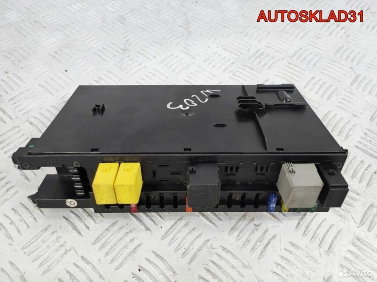 Блок предохранителей Mercedes W203 A0025457801 - АвтоСклад31.рф - авторазборка контрактные б/у запчасти в г. Белгород