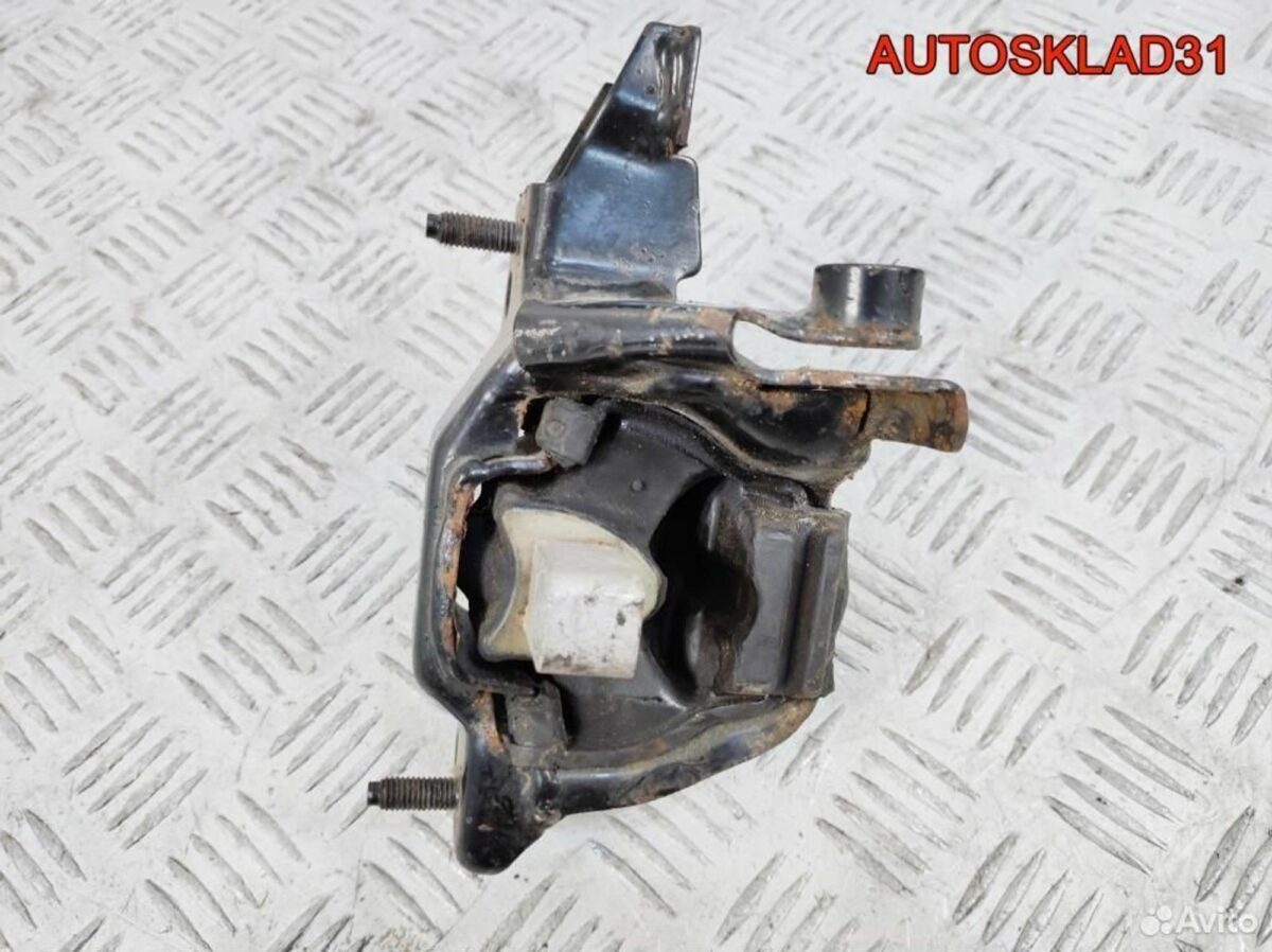 Опора кпп левая Volkswagen Polo 6Q0199555AD - АвтоСклад31.рф - авторазборка контрактные б/у запчасти в г. Белгород