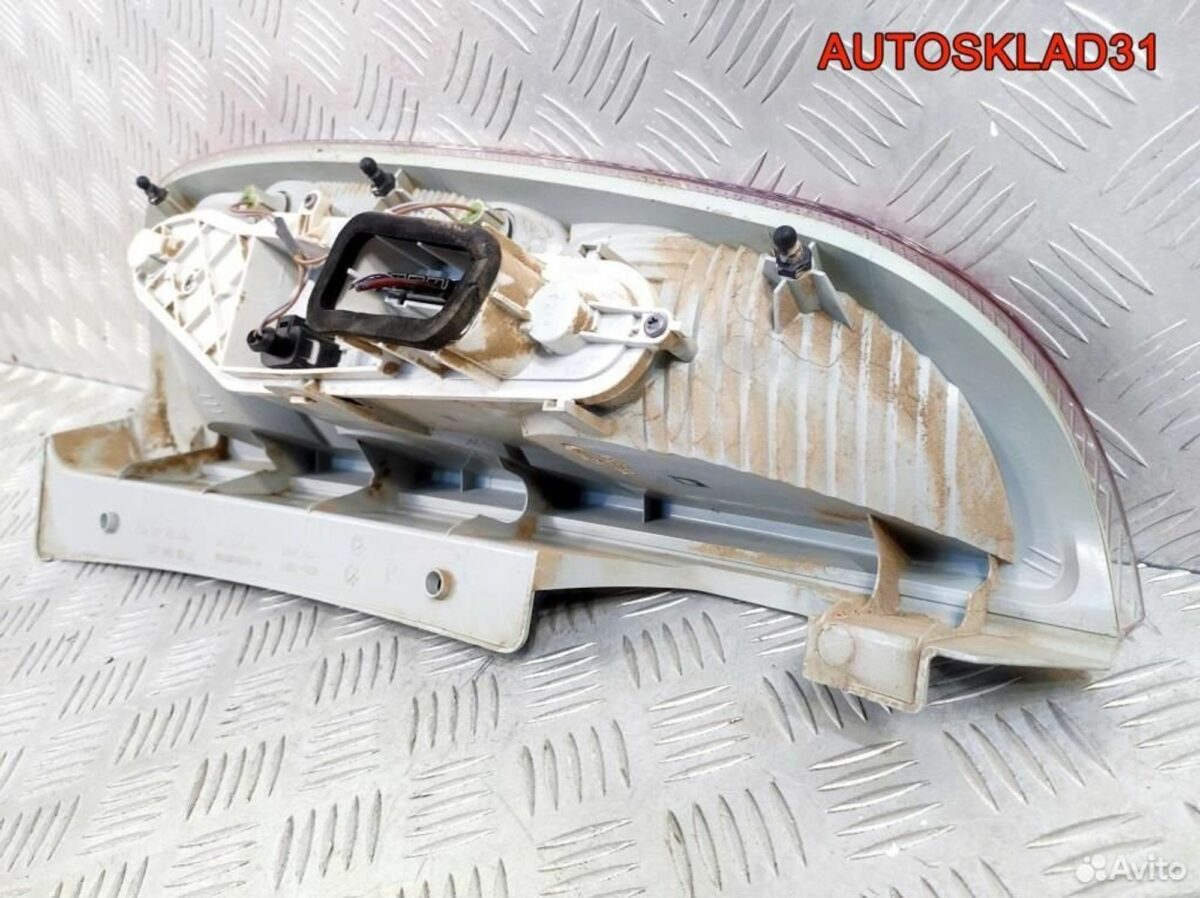 Фонарь задний правый Skoda Roomster 5J7945096 - АвтоСклад31.рф - авторазборка контрактные б/у запчасти в г. Белгород