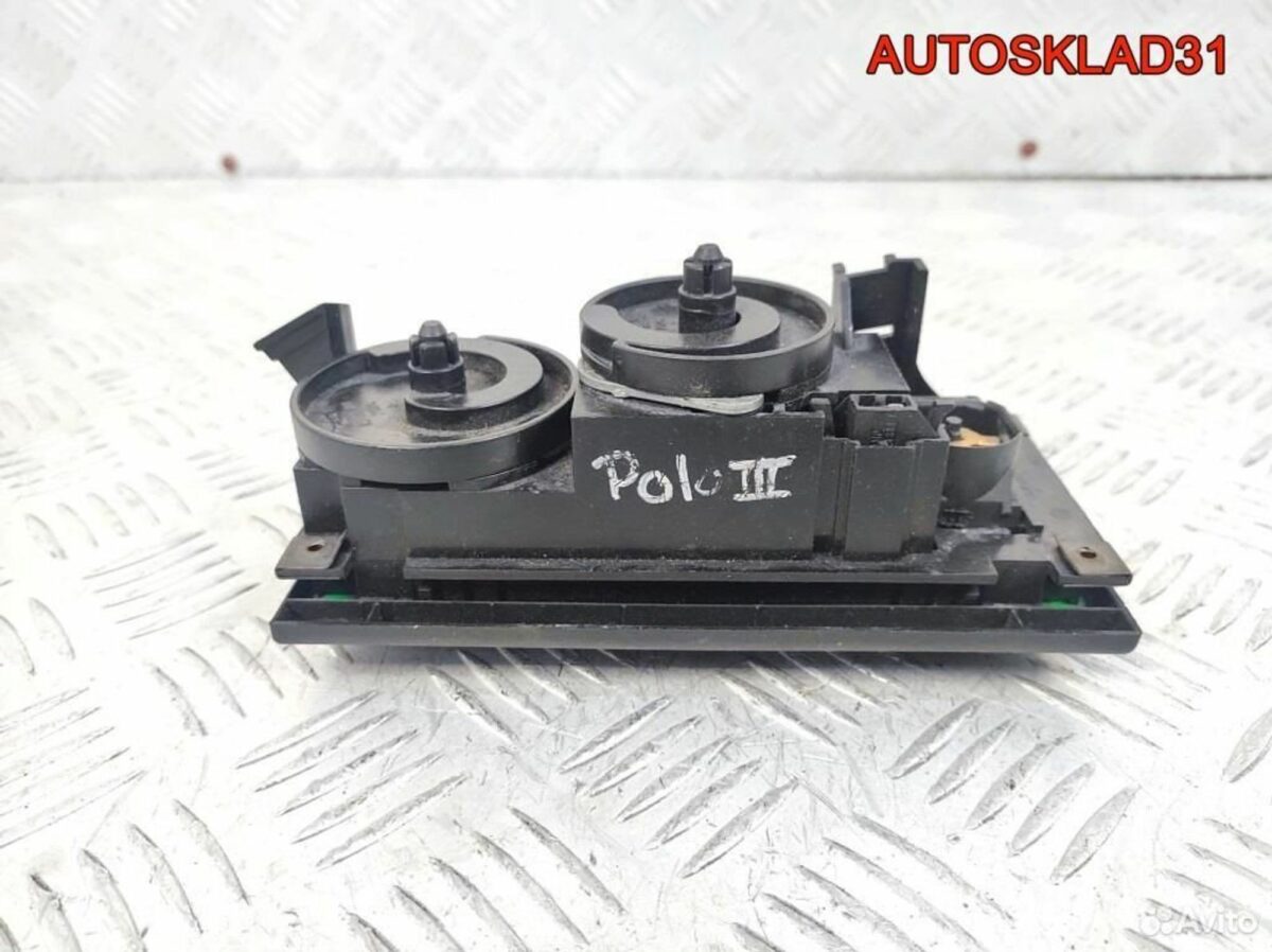 Блок управления отопителем VW Polo 867819045A - АвтоСклад31.рф - авторазборка контрактные б/у запчасти в г. Белгород