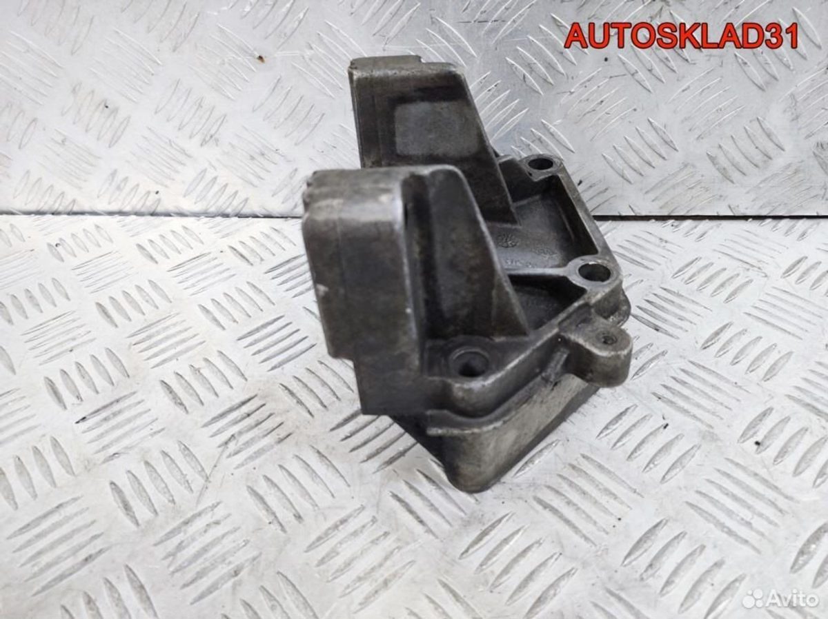 Кронштейн двигателя Opel Movano 2,2 G9T 7700312867 - АвтоСклад31.рф - авторазборка контрактные б/у запчасти в г. Белгород