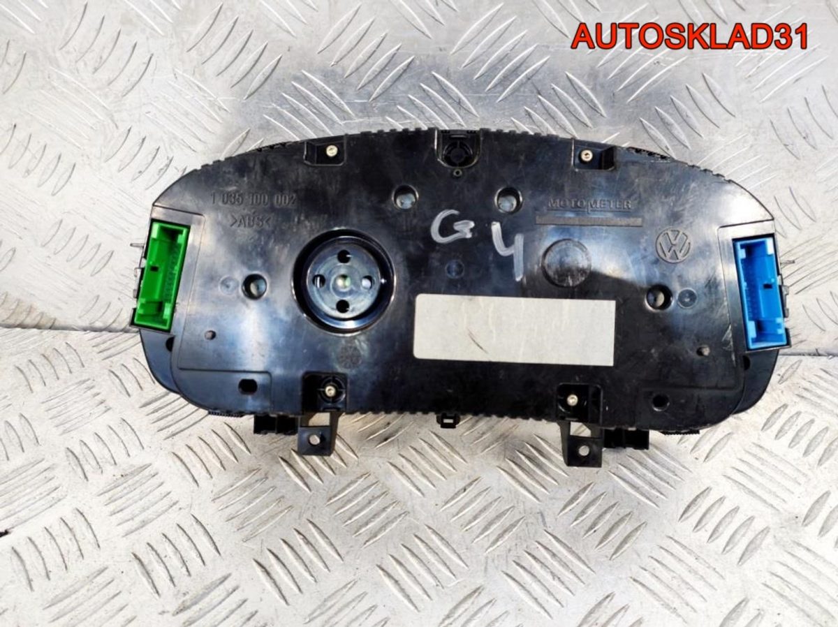 Панель приборов VW Golf 4 1J0919881B Бензин - АвтоСклад31.рф - авторазборка контрактные б/у запчасти в г. Белгород