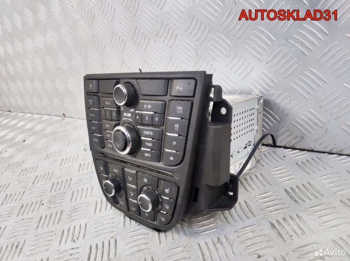 Магнитола Opel Astra J 22739813 - АвтоСклад31.рф - авторазборка контрактные б/у запчасти в г. Белгород