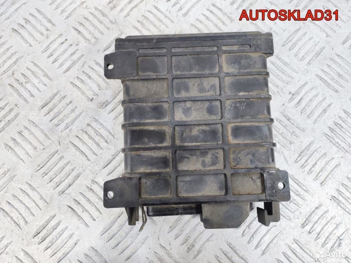 Блок эбу Audi 100 C3 811906264 Бензин - АвтоСклад31.рф - авторазборка контрактные б/у запчасти в г. Белгород