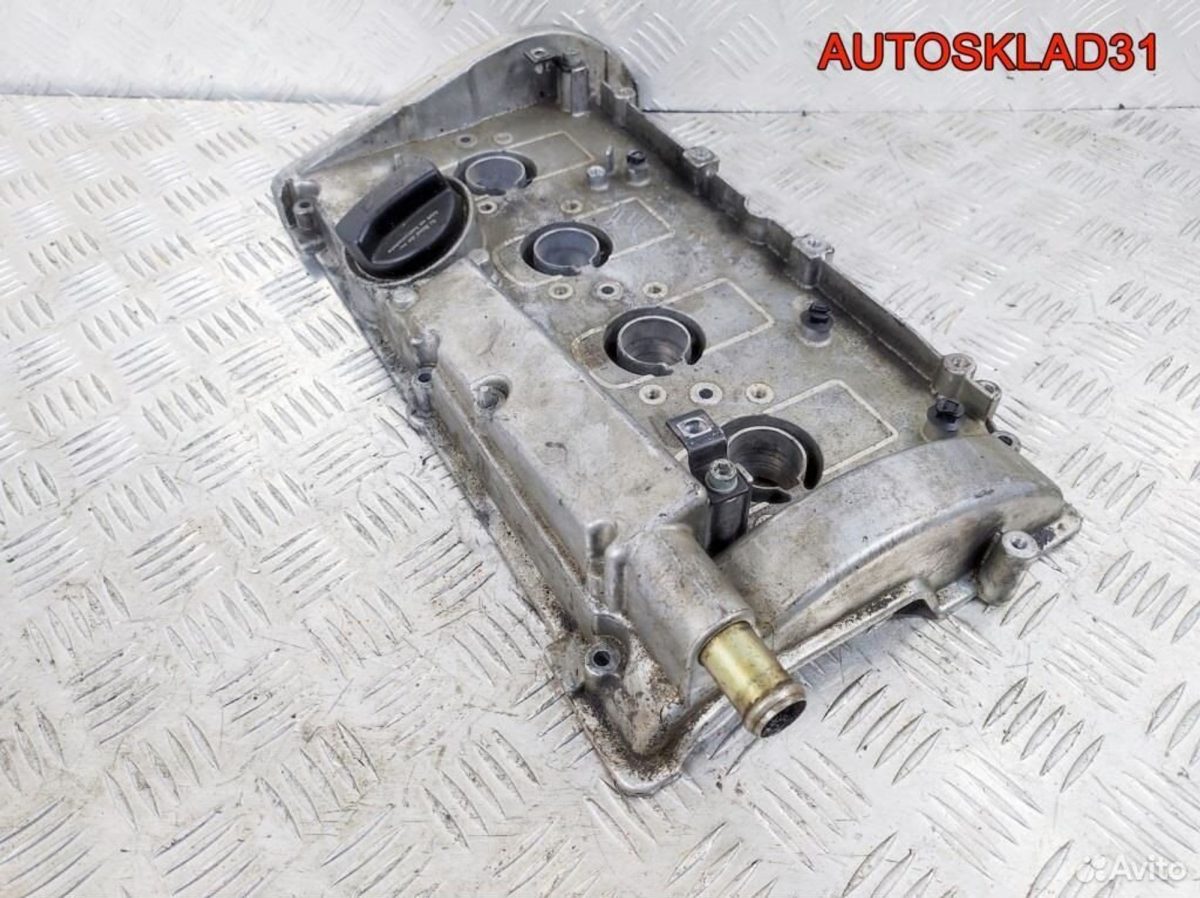 Крышка клапанная VW Passat B5 1.8 AWT 06B103469N - АвтоСклад31.рф - авторазборка контрактные б/у запчасти в г. Белгород