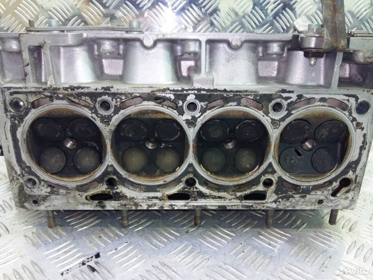 Головка блока цилиндров VW Golf 1.6 AZD 036103373T - АвтоСклад31.рф - авторазборка контрактные б/у запчасти в г. Белгород