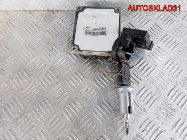 Насос вакуумный Мерседес В203 2.2 646 A6462300165 - АвтоСклад31.рф - авторазборка контрактные б/у запчасти в г. Белгород