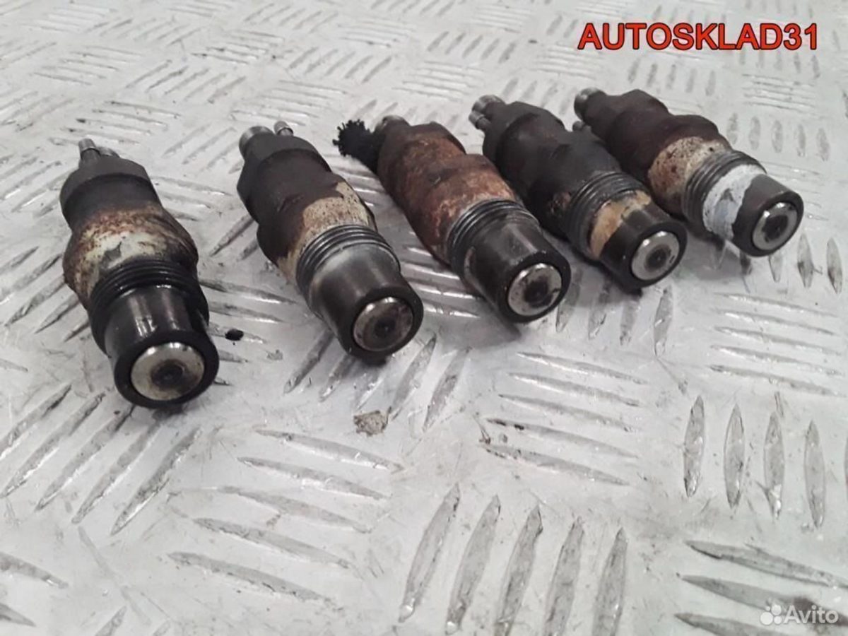 Форсунка дизельная Volvo 940 2,4 TD 068130201B - АвтоСклад31.рф - авторазборка контрактные б/у запчасти в г. Белгород