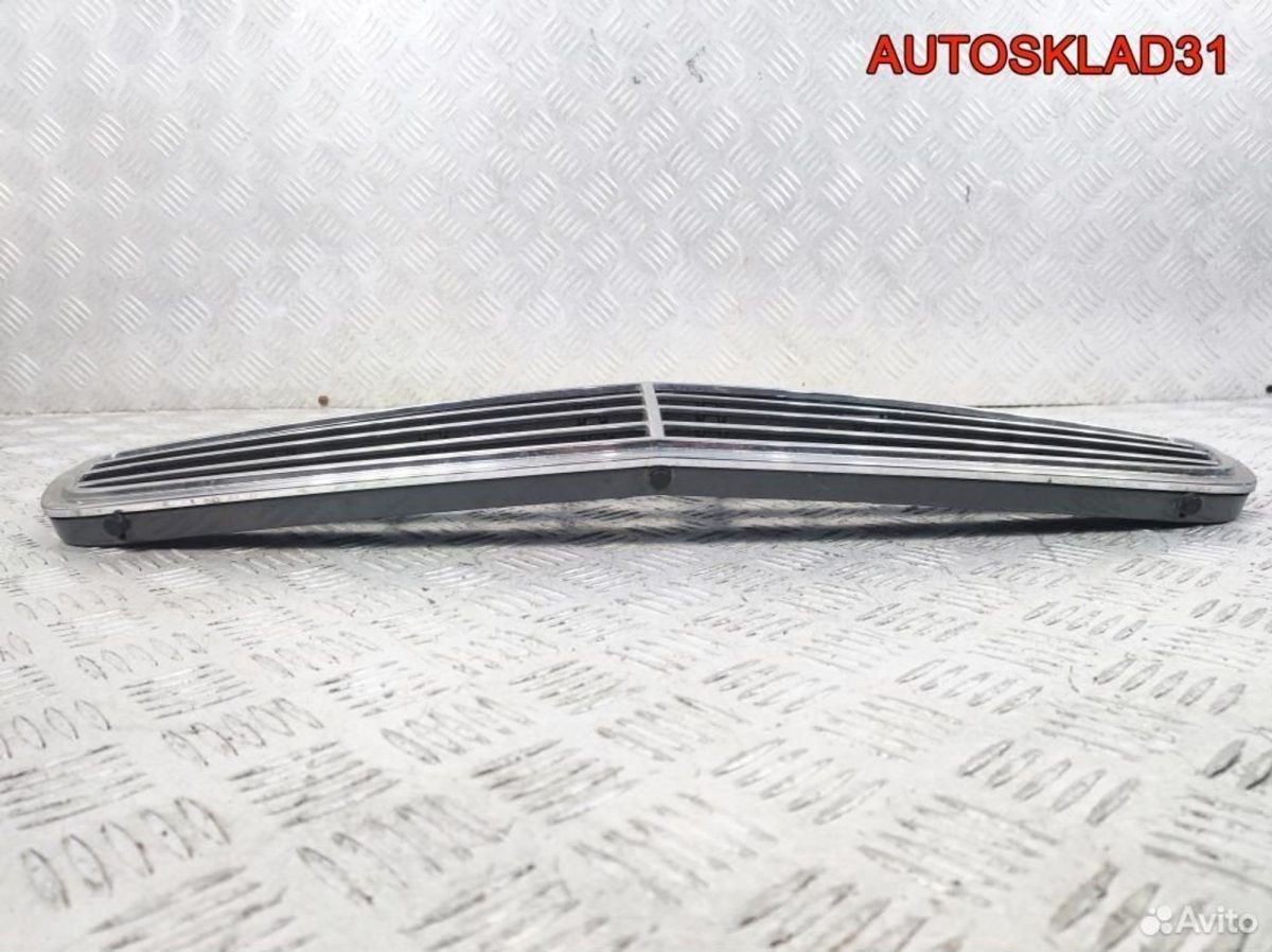 Решетка радиатора Mercedes Benz W203 A2038800123 - АвтоСклад31.рф - авторазборка контрактные б/у запчасти в г. Белгород