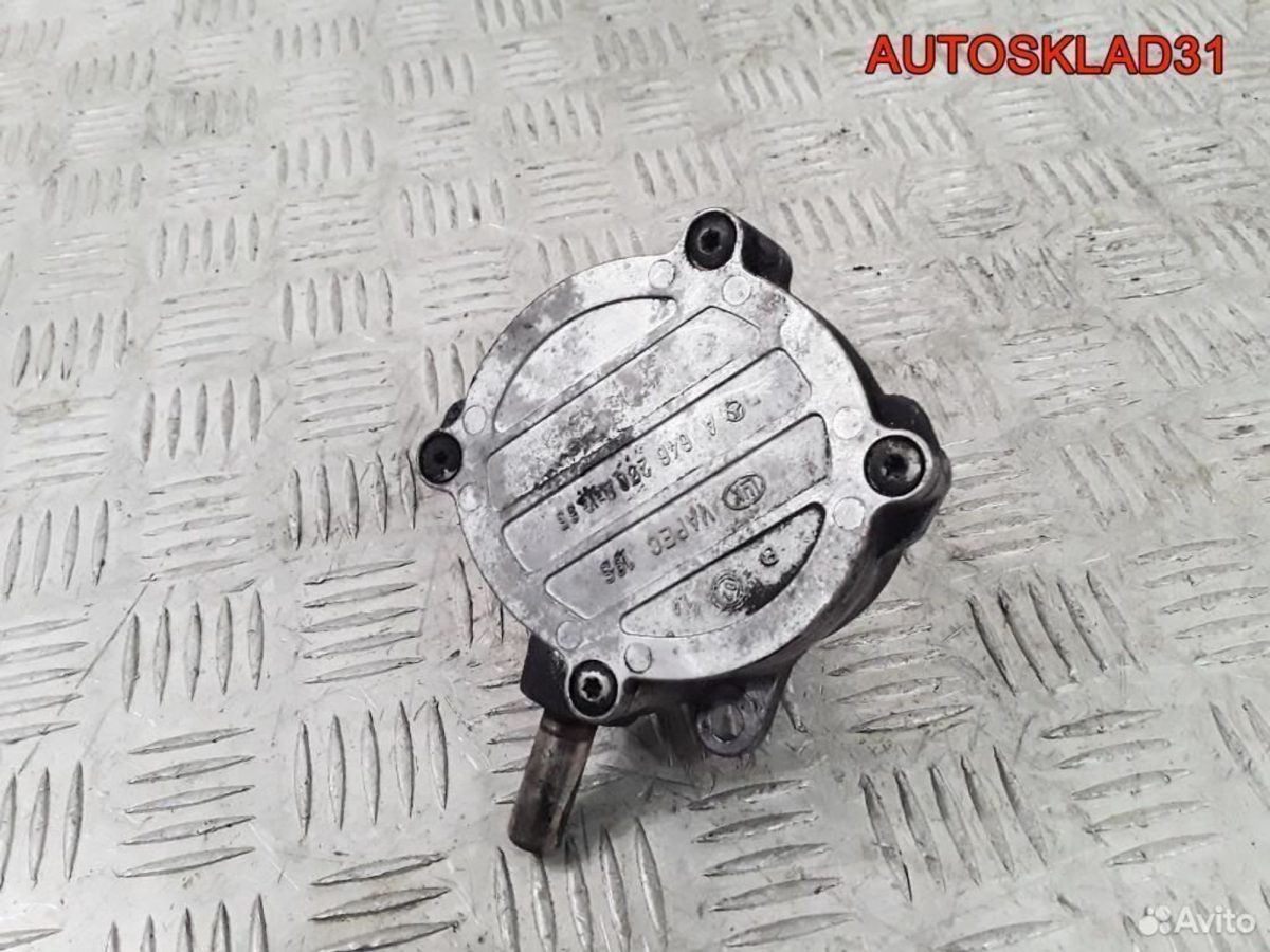 Насос вакуумный Mercedes W203 2.2 646 A6462300165 - АвтоСклад31.рф - авторазборка контрактные б/у запчасти в г. Белгород