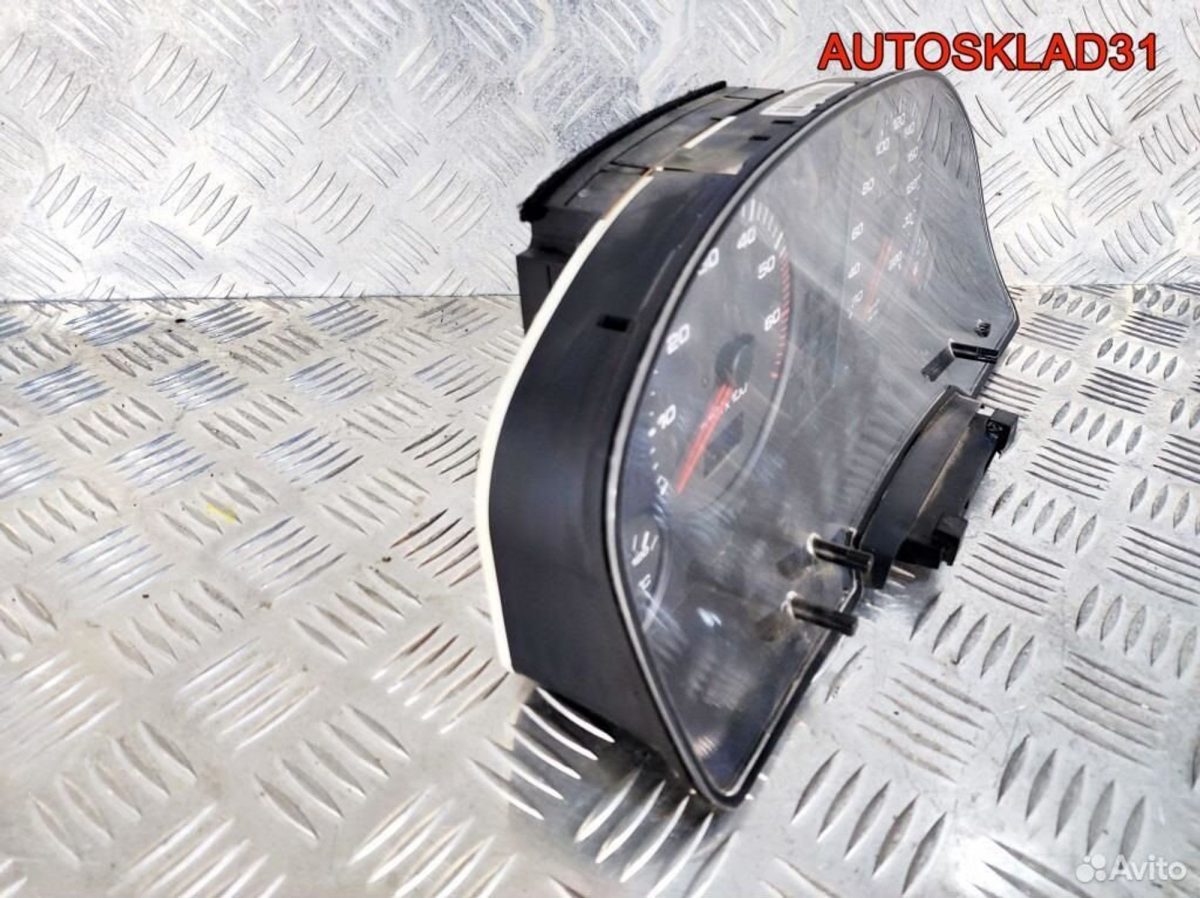 Панель приборов Audi 80 B4 8A0919033CT Дизель - АвтоСклад31.рф - авторазборка контрактные б/у запчасти в г. Белгород