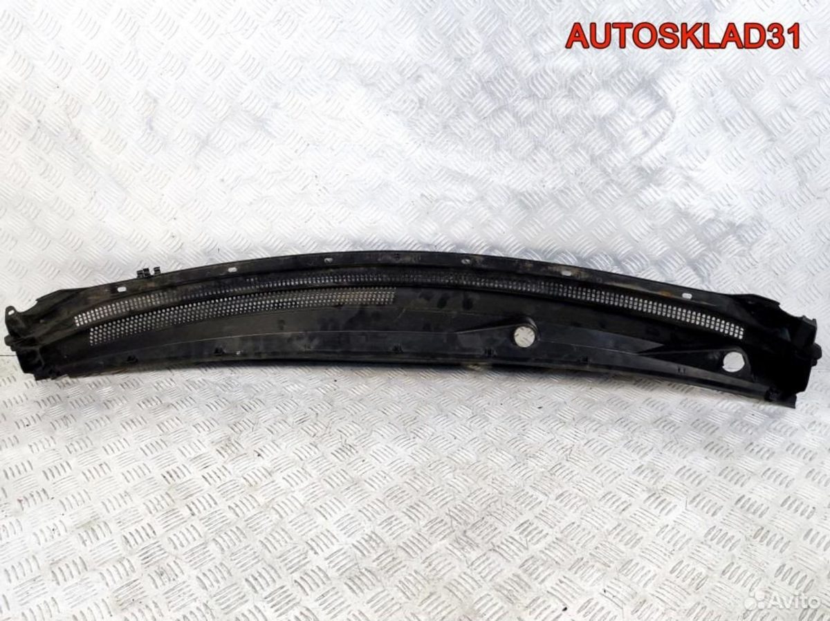 Решетка стеклоочистителя Mitsubishi Colt 7405A131 - АвтоСклад31.рф - авторазборка контрактные б/у запчасти в г. Белгород