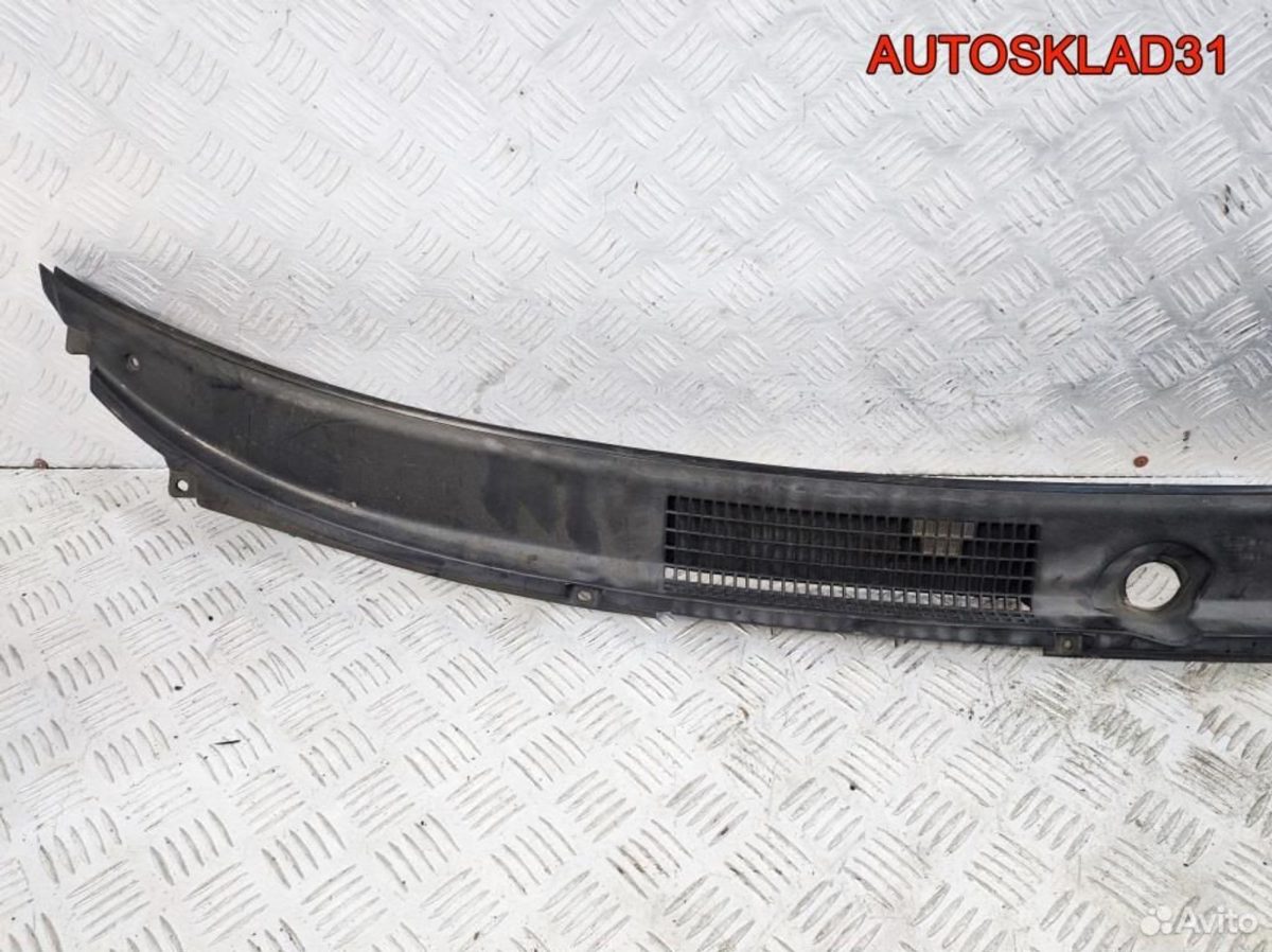 Решетка стеклоочистителя Mitsubishi Carisma DA MB9 - АвтоСклад31.рф - авторазборка контрактные б/у запчасти в г. Белгород