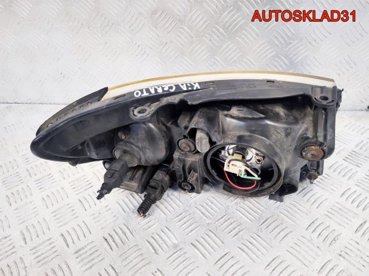 Фара левая Kia Cerato 921012F020 - АвтоСклад31.рф - авторазборка контрактные б/у запчасти в г. Белгород