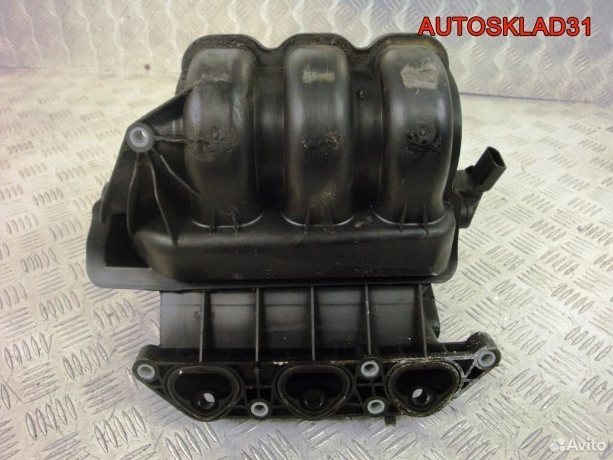 Впускной коллектор Skoda Fabia 03E129711C - АвтоСклад31.рф - авторазборка контрактные б/у запчасти в г. Белгород