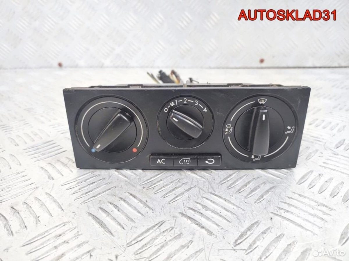 Блок управления отопителем Ford Galaxy 7M5907049D - АвтоСклад31.рф - авторазборка контрактные б/у запчасти в г. Белгород