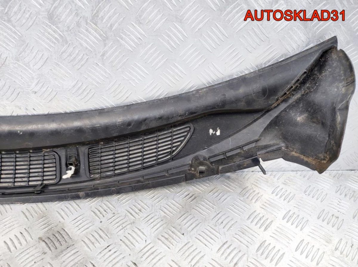 Решетка стеклоочистителя Skoda Fabia 5J1819415D - АвтоСклад31.рф - авторазборка контрактные б/у запчасти в г. Белгород