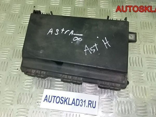 Кнопка аварийной сигнализации Toyota Corolla Verso - АвтоСклад31.рф - авторазборка контрактные б/у запчасти в г. Белгород