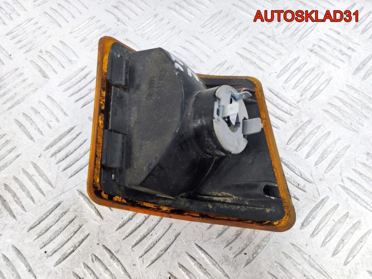 Указатель поворота правый VW Transporter T2 - АвтоСклад31.рф - авторазборка контрактные б/у запчасти в г. Белгород