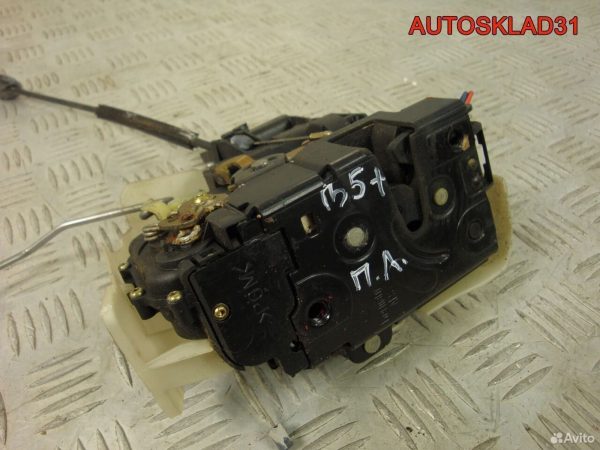 Кронштейн заднего бампера прав Audi 80 8A0807332E - АвтоСклад31.рф - авторазборка контрактные б/у запчасти в г. Белгород