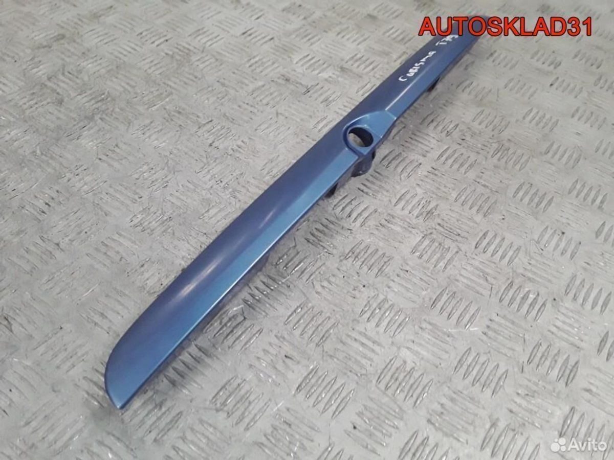 Накладка крышки багажника Mitsubishi Carisma DA - АвтоСклад31.рф - авторазборка контрактные б/у запчасти в г. Белгород