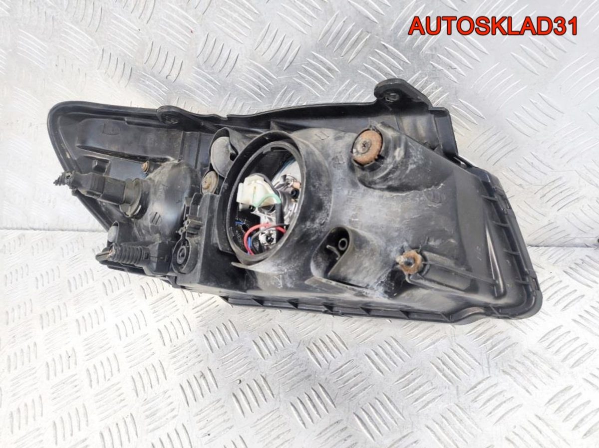 Фара левая Kia Cerato 921012F020 - АвтоСклад31.рф - авторазборка контрактные б/у запчасти в г. Белгород