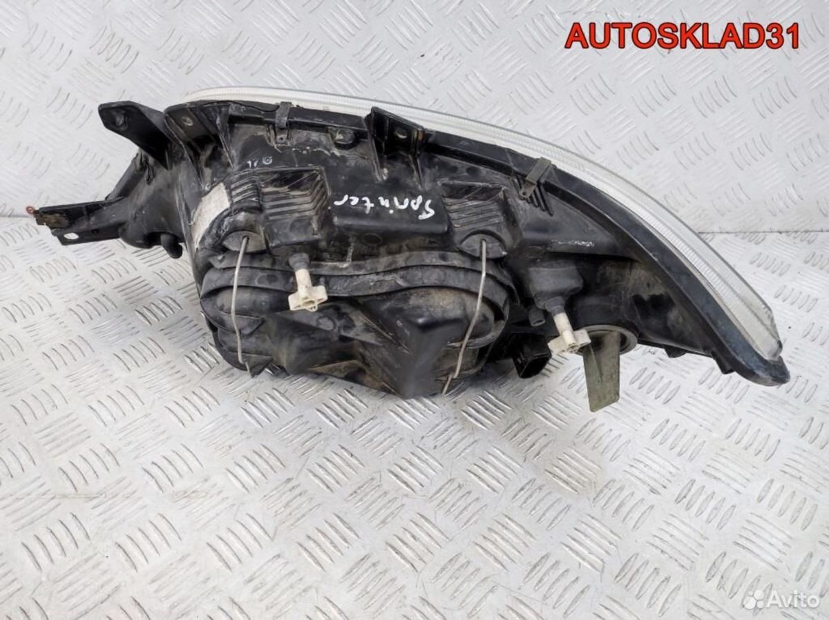 Фара правая Mercedes Benz Sprinter 909 A901820246 - АвтоСклад31.рф - авторазборка контрактные б/у запчасти в г. Белгород