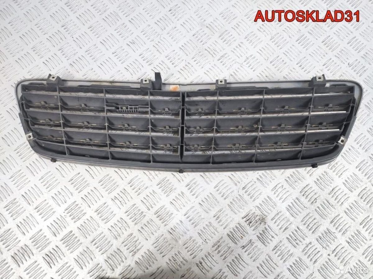 Решетка радиатора Mercedes Benz W203 A2038800123 - АвтоСклад31.рф - авторазборка контрактные б/у запчасти в г. Белгород
