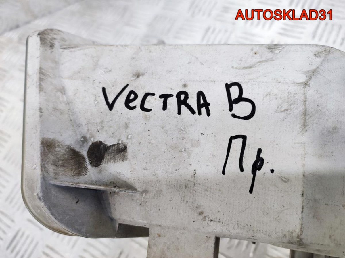 Фара противотуманная правая Opel Vectra B 90512451 - АвтоСклад31.рф - авторазборка контрактные б/у запчасти в г. Белгород