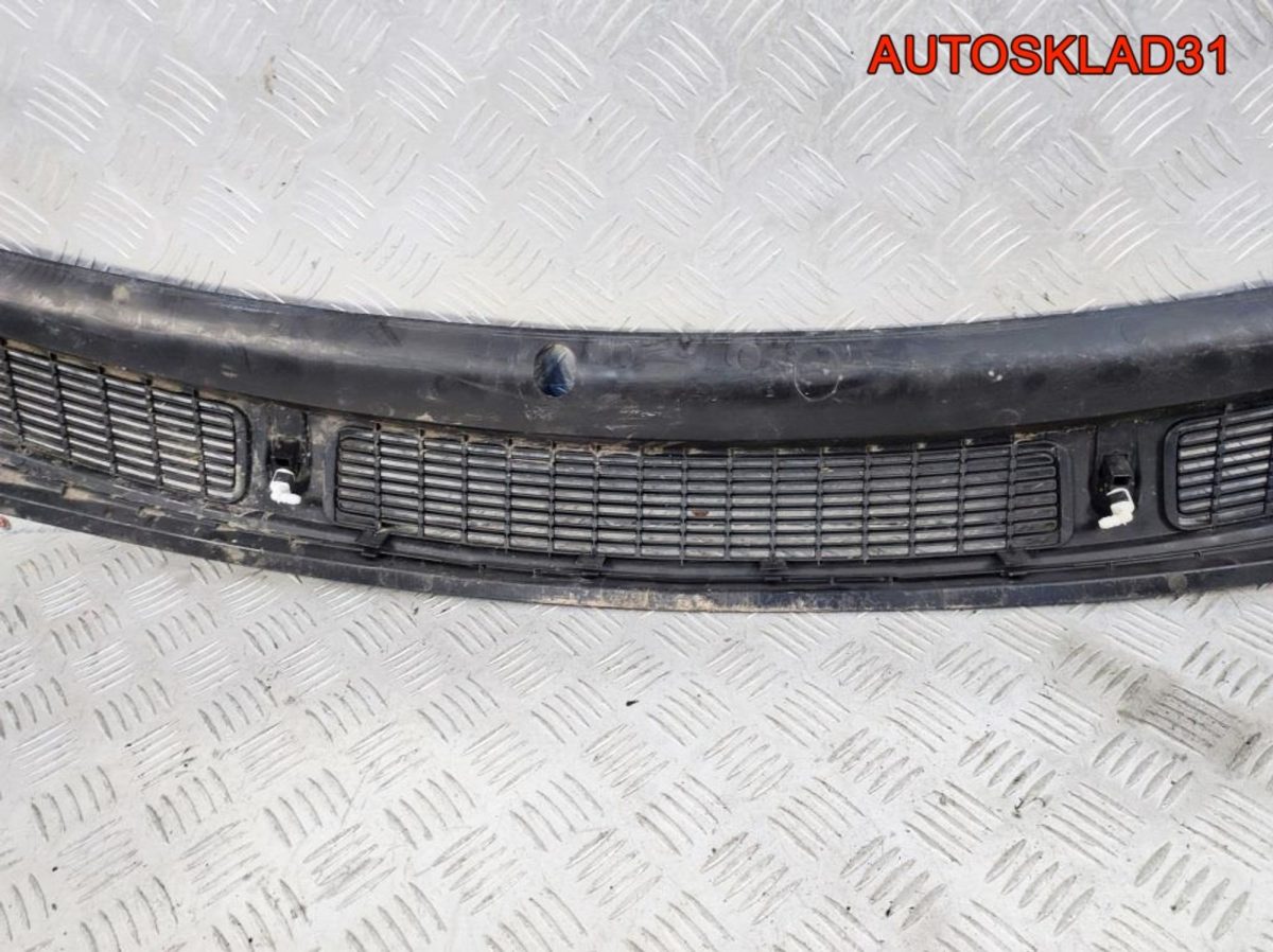 Решетка стеклоочистителя Skoda Fabia 5J1819415D - АвтоСклад31.рф - авторазборка контрактные б/у запчасти в г. Белгород